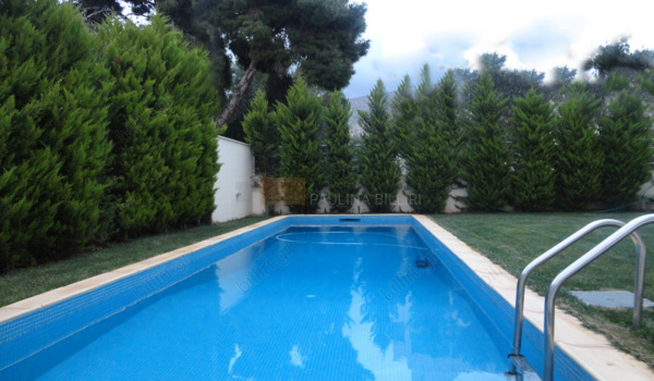 Πισίνα - Swimming pool